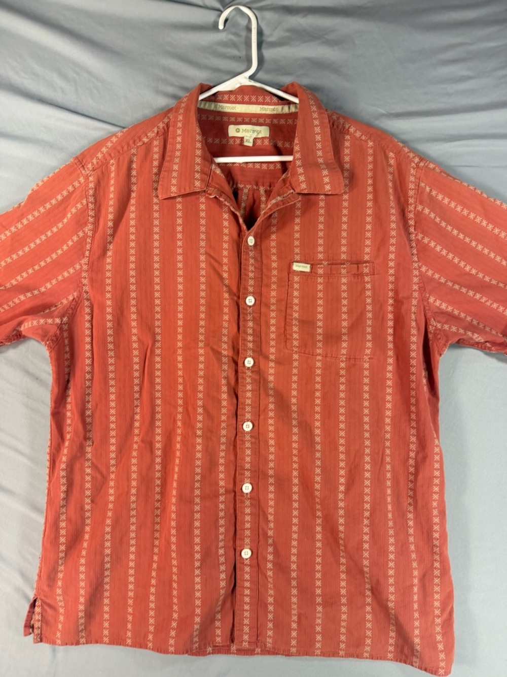Marmot Men’s Rust-Pattern Short Sleeve Button-Down Shirt